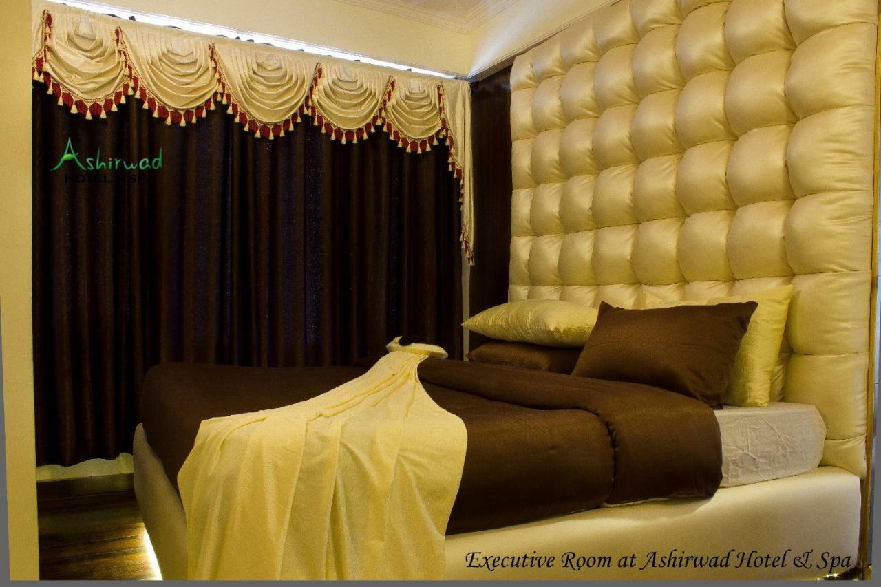 Hotel Ashirward Mussoorie Exterior photo